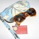 Wristlet Purse/Sunglasses C..