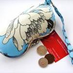 Wristlet Purse/Sunglasses C..